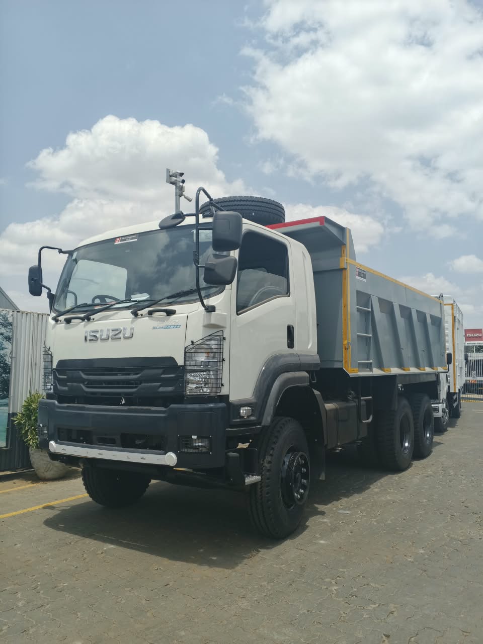 F-Series FVZ 34T Tipper