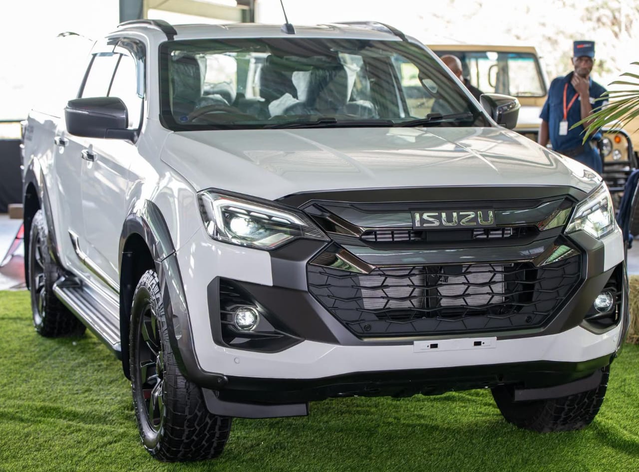 TFS 40 Double Cab Automatic